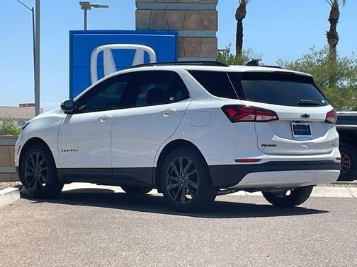 Summit White 2024 Chevrolet Equinox RS
