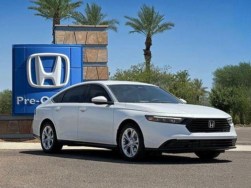 Platinum White Pearl 2023 Honda Accord LX