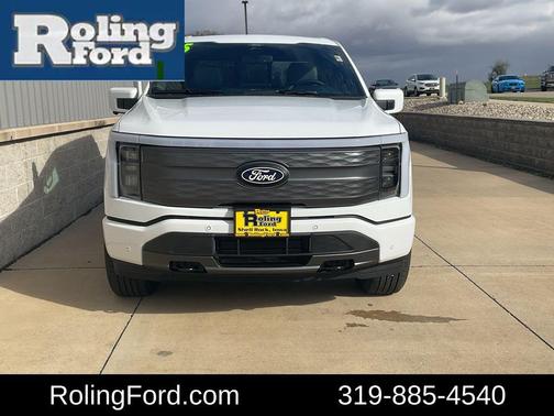 2025 Ford F-150 Lightning LARIAT