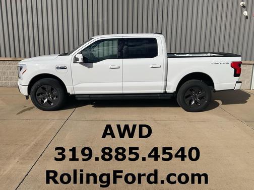 2025 Ford F-150 Lightning LARIAT