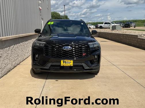 2025 Ford Explorer ST