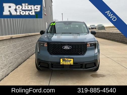 Azure Gray Metallic Tri-Coat 2026 Ford Maverick Lariat