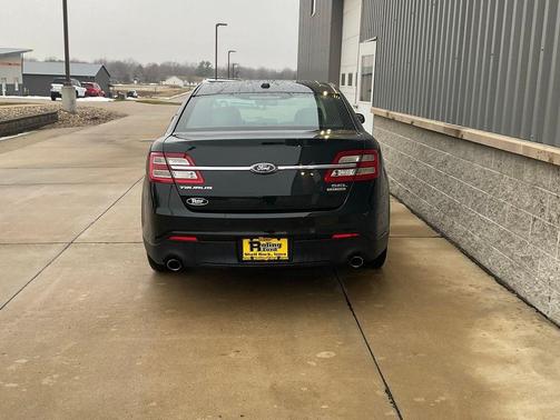 2015 Ford Taurus SEL