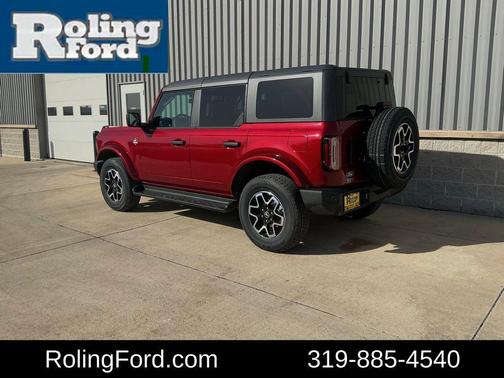 2026 Ford Bronco Outer Banks