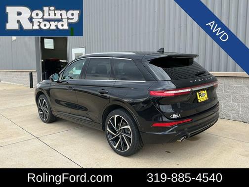 Infinite Black Metallic Clearcoat 2023 Lincoln Corsair Grand Touring