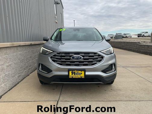 2023 Ford Edge Titanium