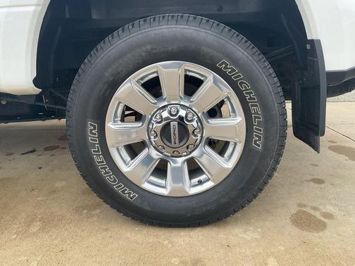 2022 Ford F-250 Platinum