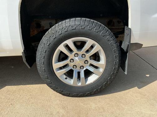 Summit White 2018 Chevrolet Silverado 1500 1LT