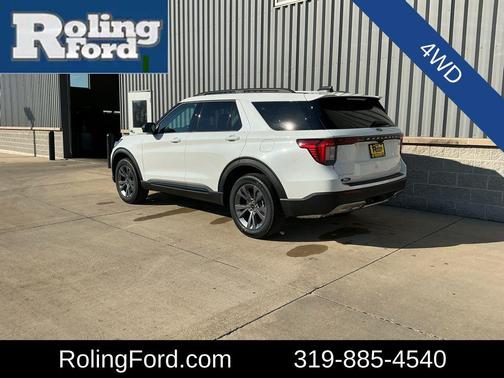 Star White Metallic Tri-Coat 2026 Ford Explorer Active