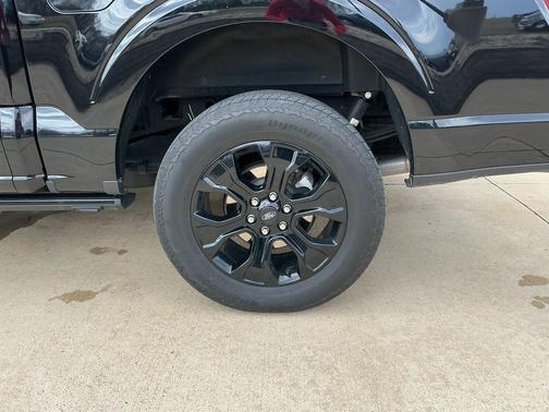 Black Metallic 2023 Ford F-150 Lariat