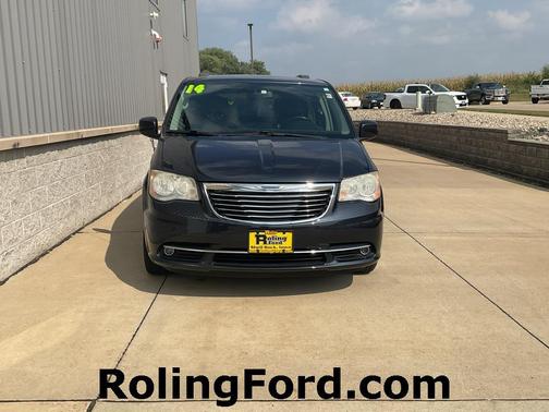 2014 Chrysler Town & Country Touring