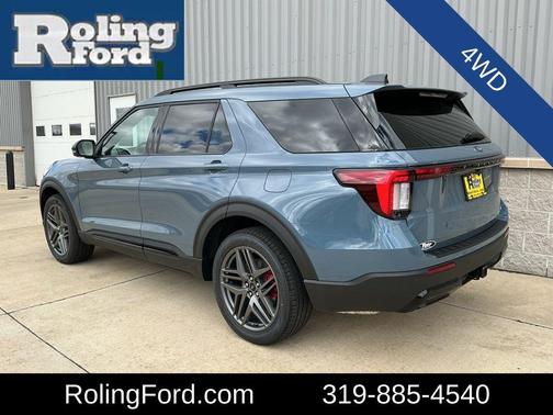 Vapor Blue Metallic 2026 Ford Explorer ST-Line