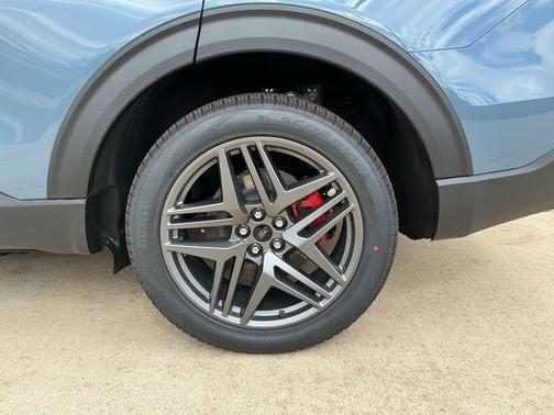 Vapor Blue Metallic 2026 Ford Explorer ST-Line