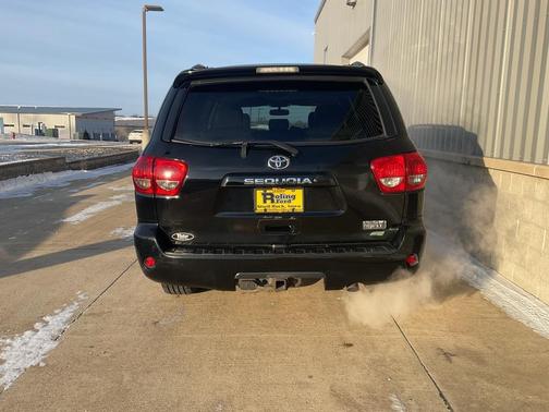 2013 Toyota Sequoia SR5