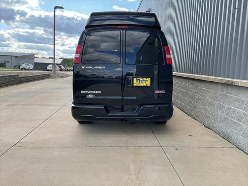 2023 GMC Savana 2500 Work Van