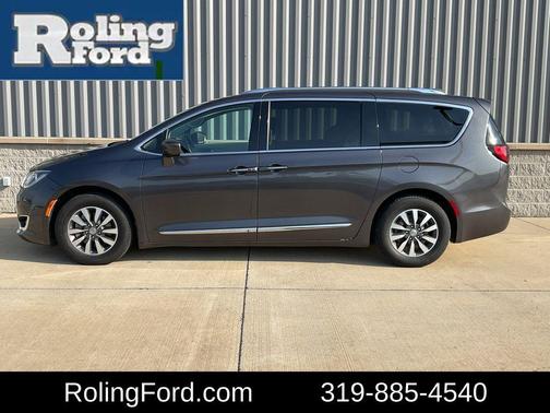 2020 Chrysler Pacifica Touring-L Plus