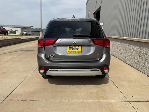 2020 Mitsubishi Outlander SEL