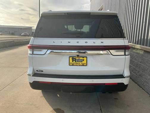 2022 Lincoln Navigator Black Label