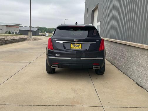 2017 Cadillac XT5 Base