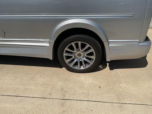 2019 GMC Savana 2500 Work Van