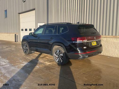 2024 Volkswagen Atlas 2.0T SE w/Technology 4MOTION