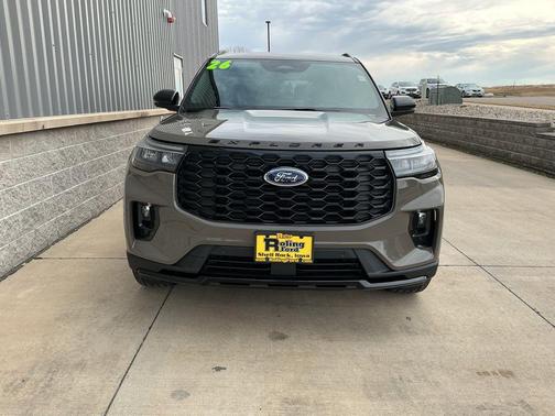 2026 Ford Explorer ST-Line