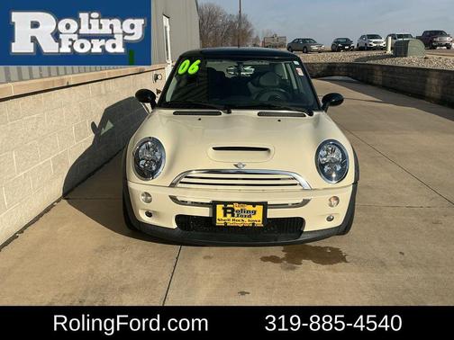 2006 MINI Cooper S Base