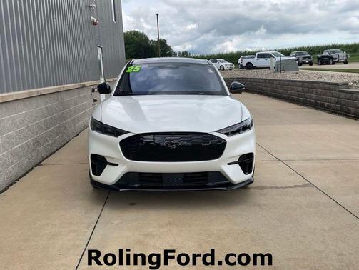 2025 Ford Mustang Mach-E GT