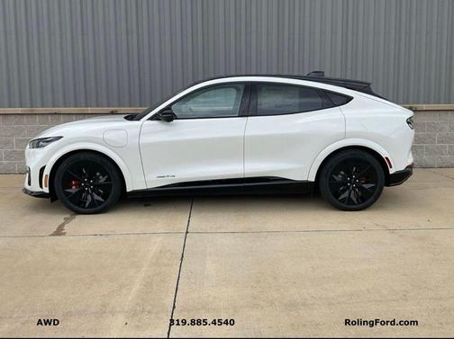 2025 Ford Mustang Mach-E GT