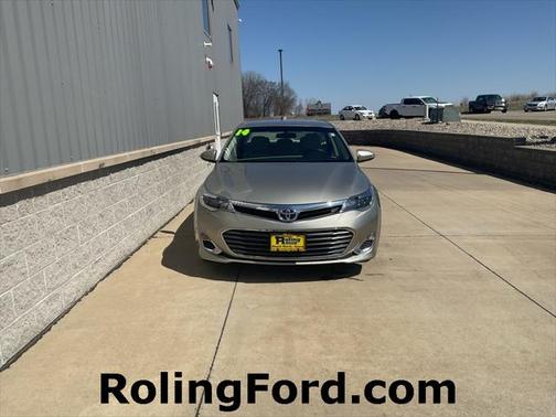 2014 Toyota Avalon XLE