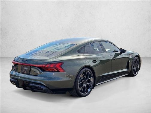 2025 Audi RS e-tron GT performance