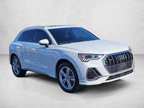 2022 Audi Q3 45 S line Premium Plus