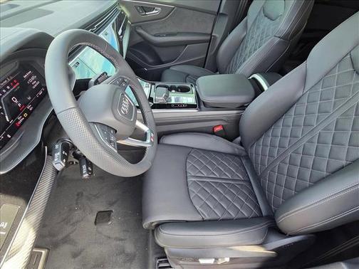 2026 Audi SQ8 4.0T Premium Plus