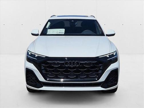 2025 Audi Q8 55 Premium Plus