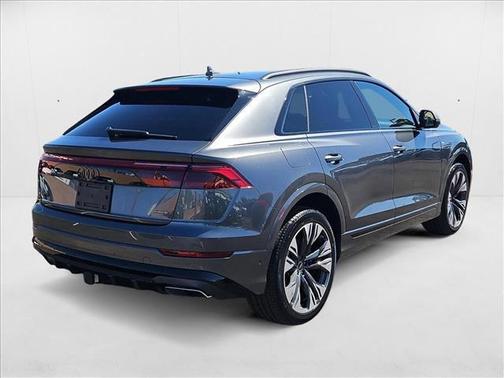2025 Audi Q8 55 Premium Plus