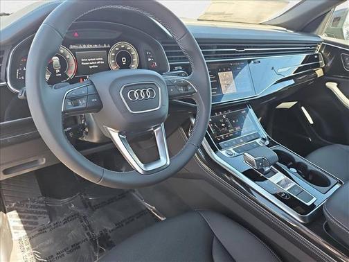 2025 Audi Q8 55 Premium Plus