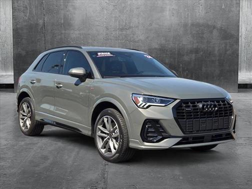 2024 Audi Q3 Premium 45 TFSI S line quattro Tiptronic