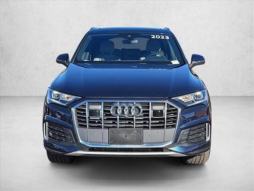 2023 Audi Q7 45 Premium