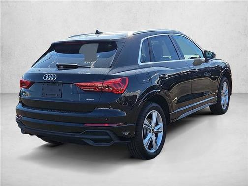2024 Audi Q3 45 S line Premium Plus