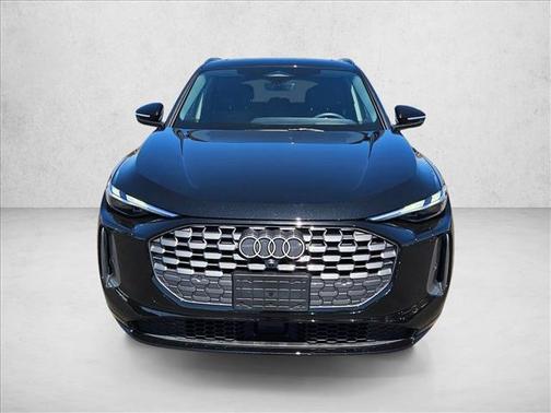 Mythos Black Metallic 2025 Audi Q5 Premium TFSI quattro S tronic