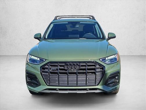 2024 Audi Q5 40 Premium Plus
