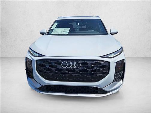 Glacier White Metallic 2026 Audi Q3 TFSI quattro S tronic