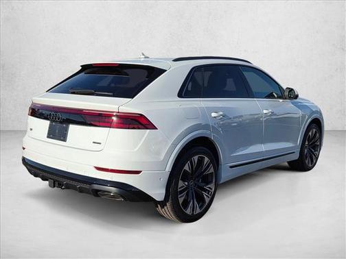 2026 Audi Q8 55 Premium Plus