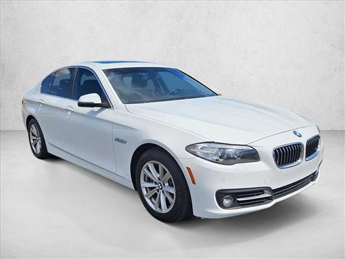 Alpine White 2015 BMW 528 528i