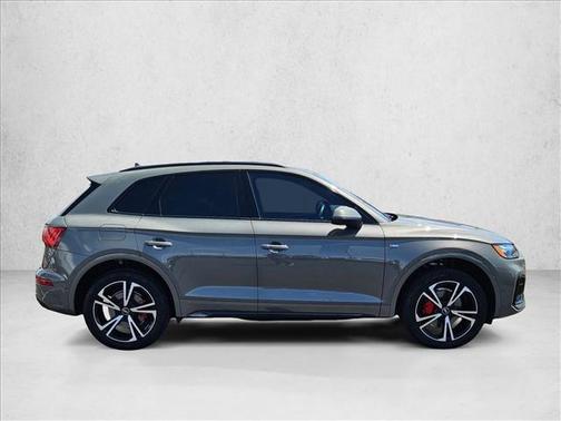 Black 2025 Audi Q5 45 S line Prestige