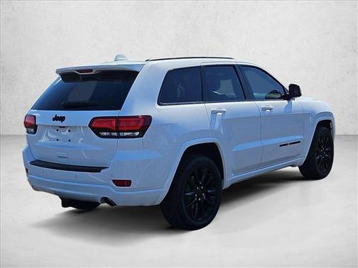 2017 Jeep Grand Cherokee Altitude