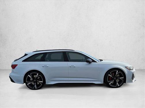 2021 Audi RS 6 Avant 4.0T