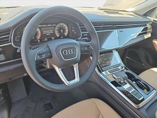 2025 Audi Q8 55 Premium Plus