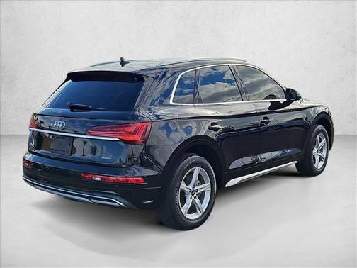 2023 Audi Q5 40 Premium