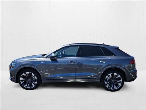 2025 Audi Q8 55 Premium Plus